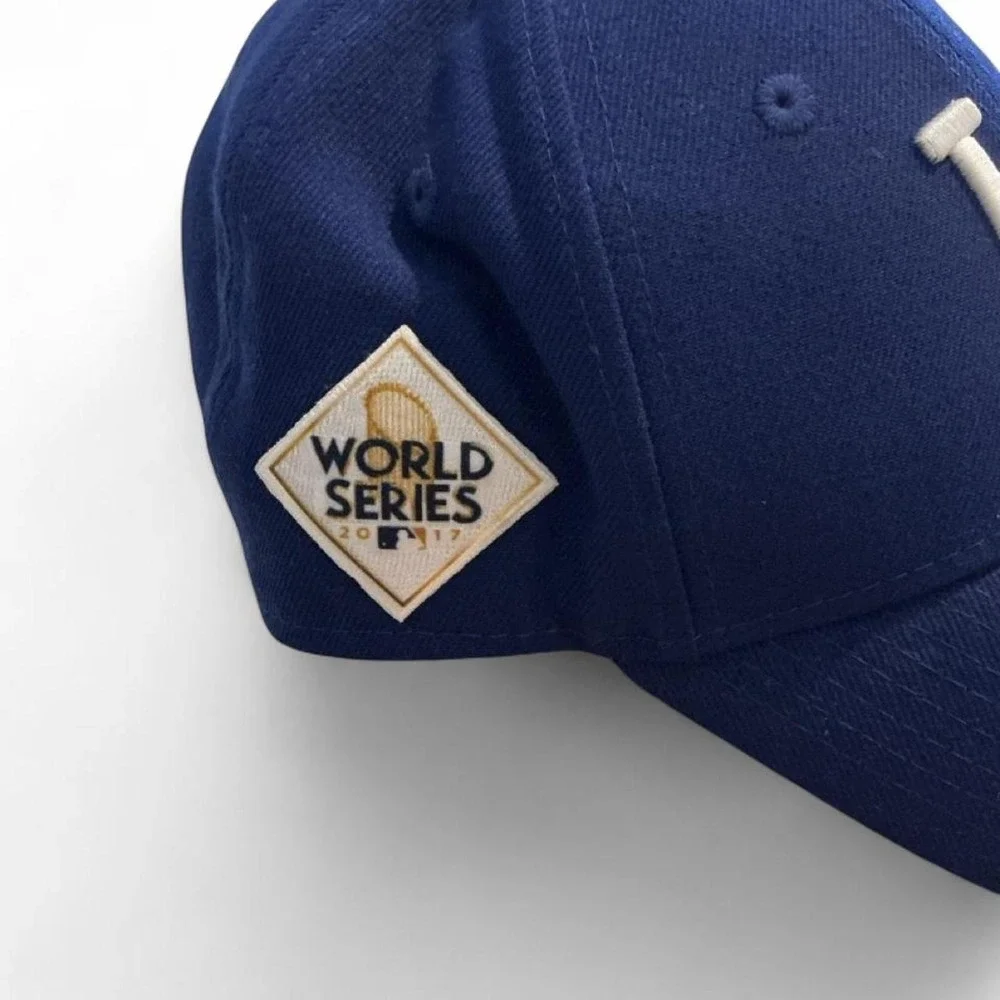 New Era 9FORTY LA Dodgers Hat Mens OSFA Blue 2017 World Series Patch